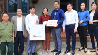 Công ty Xi măng Long Sơn trao nhà tình thương tại huyện Hương Sơn tỉnh Hà Tĩnh