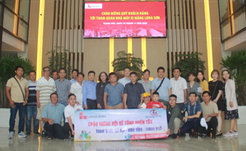 Công ty Xi măng Long Sơn chào mừng Nhà phân phối Công ty TNHH sản xuất và thương mại Quang Vinh và quý khách hàng miền Tây Nam Bộ về tham quan