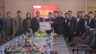 Chairman of the People’s Committee of Bim Son Town visited and congratulated Long Son Cement in Tet Holiday