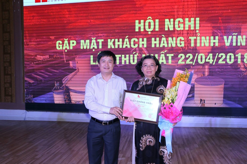 Long Son’s 1st customer conference in Vinh Long April 22 2018