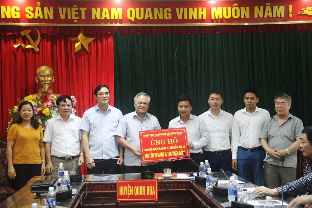 Long Son Cement – Supporting to overcome damage caused by flood in Quan Hoa – Muong Lat area