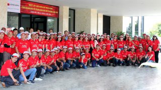 Long Son Cement welcomed customers of Khanh Hoa province to visit the company.