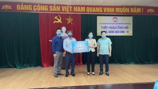 Long Son Cement Company donates 5 billion VND for COVID-19 prevention activities and Thanh Hoa Relief Fund