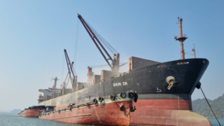 Continue exporting Long Son clinker and cement to Taiwan, Malaysia and the Philippines