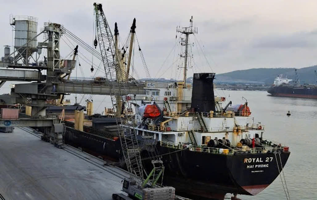 z6577074530650_376436c3cbc182dd504843eb389aeb90