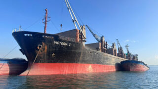 Long Son continues to export clinker and cement to South Korea and Taiwan.