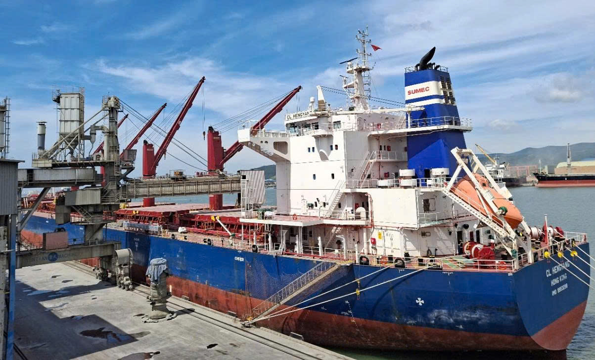 Continue exporting Long Son clinker and cement to the US and Malaysia