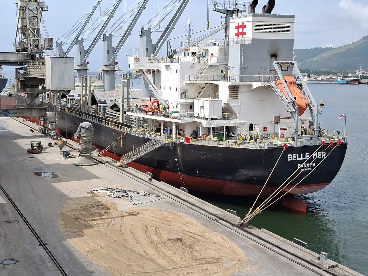 z6762902104803_3b6d26b12a6028f9f4fd40641f4a0be4