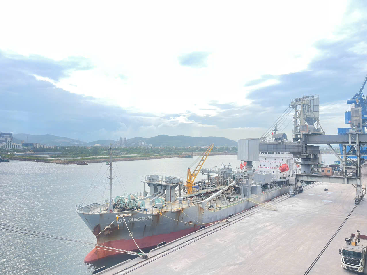 z6863180684258_82ae70b809518e8a41f338e7d4c91b44