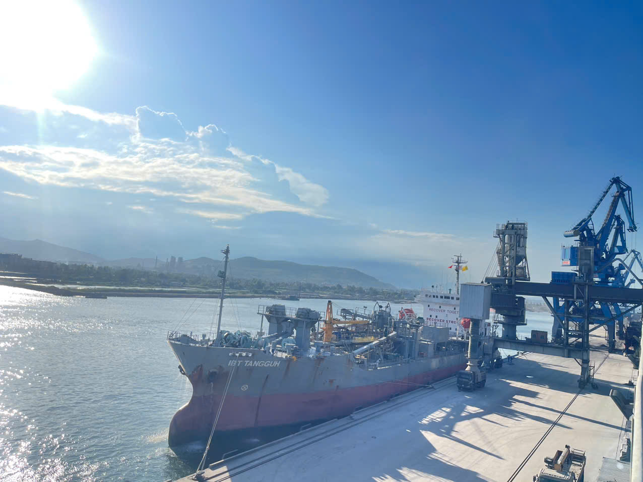 z6892870577241_2285ec06098911f322e66b3aec818dc3