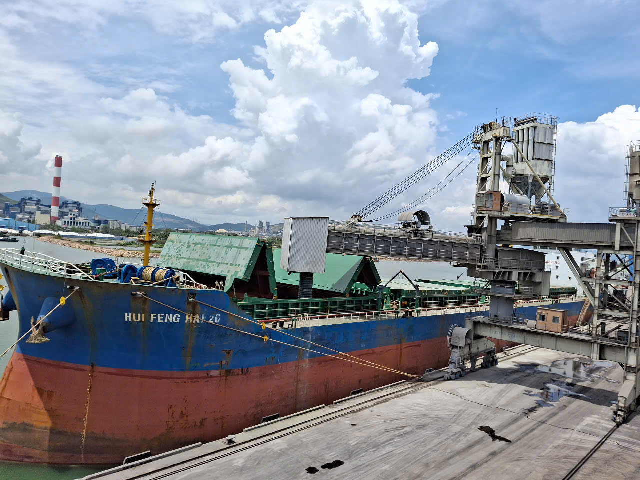 z6968936063351_5115f6047e3cbb28079e5a05ca089f56