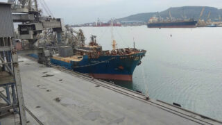 Exporting Long Son Cement to Brunei and Taiwan.