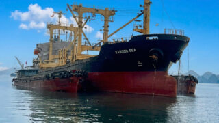 Long Son Cement maintains its export momentum to South Korea and Malaysia.