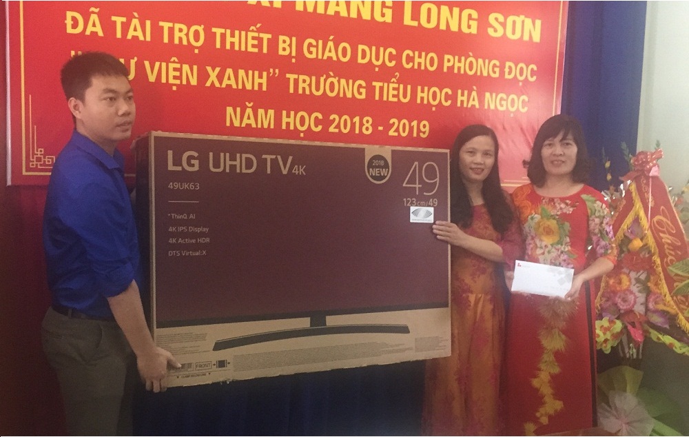 Công ty Xi măng Long Sơn – Hỗ trợ xây dựng thư viện xanh cho Trường học.