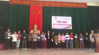 Xi măng Long Sơn – Chung tay chăm lo tết cho người nghèo Xuân Kỷ Hợi.