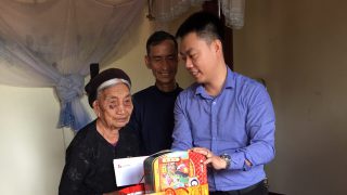Công ty Xi măng Long Sơn thăm hỏi và chúc tết Mẹ Việt Nam Anh Hùng xuân Canh Tý 2020