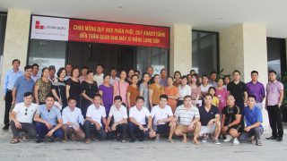 Chào mừng Quý Khách hàng tỉnh Hòa Bình về tham quan Công ty Xi măng Long Sơn.