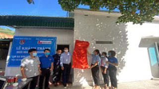 Công ty Xi măng Long Sơn hỗ trợ xây dựng 252 nhà tình thương trên cả nước.