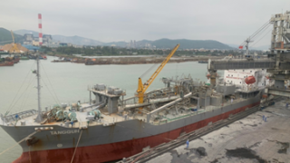 Tiếp tục tàu xuất khẩu Xi măng Long Sơn sang thị trường Đài Loan