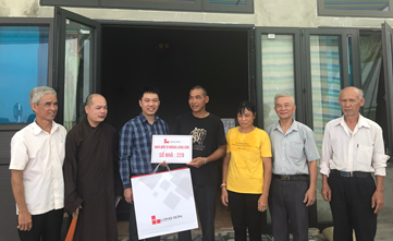 Công ty xi măng Long Sơn trao nhà tình thương tại Yên Mô – Ninh Bình