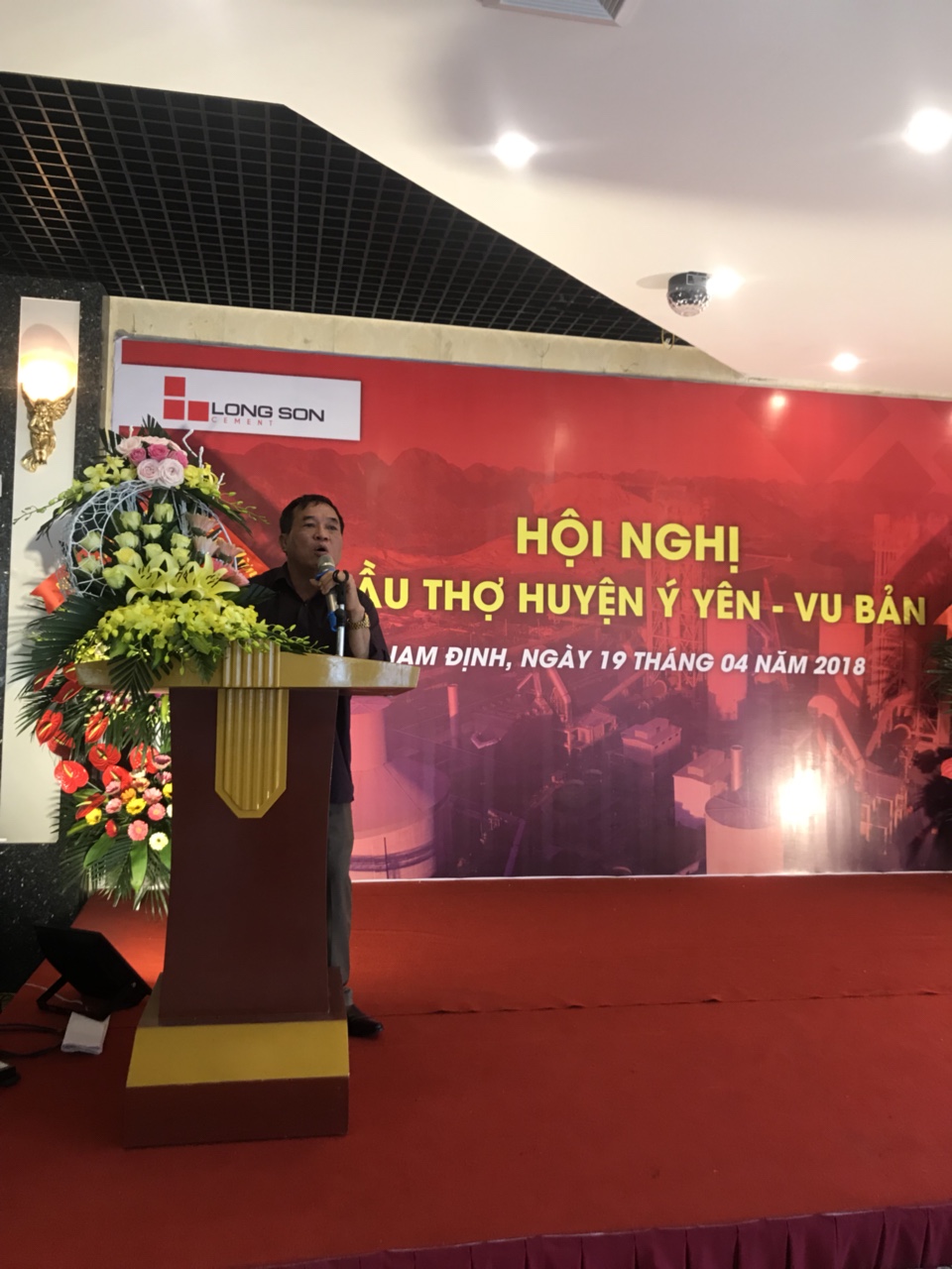 nha-phan-phoi nha-phan-phoi
