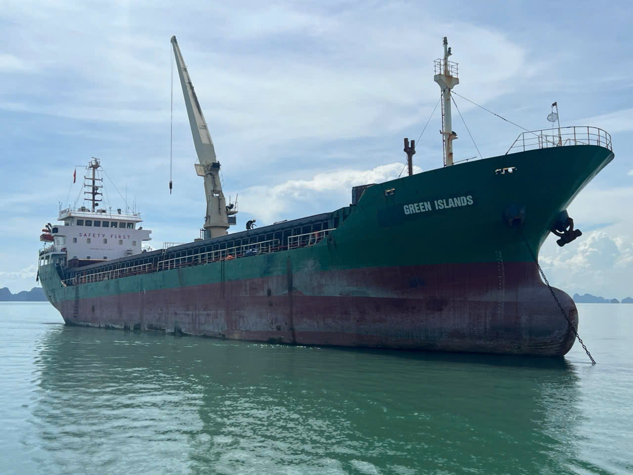 z7010802464635_5c233ff3a7dd9ef3f680eb2c2bffacf3