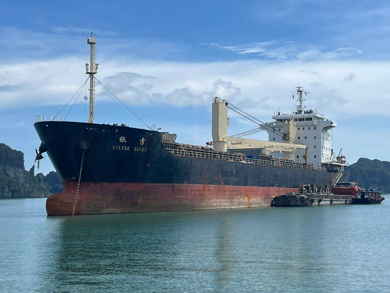 z7010802477875_727352082f6ff3ffb3f3770984297655