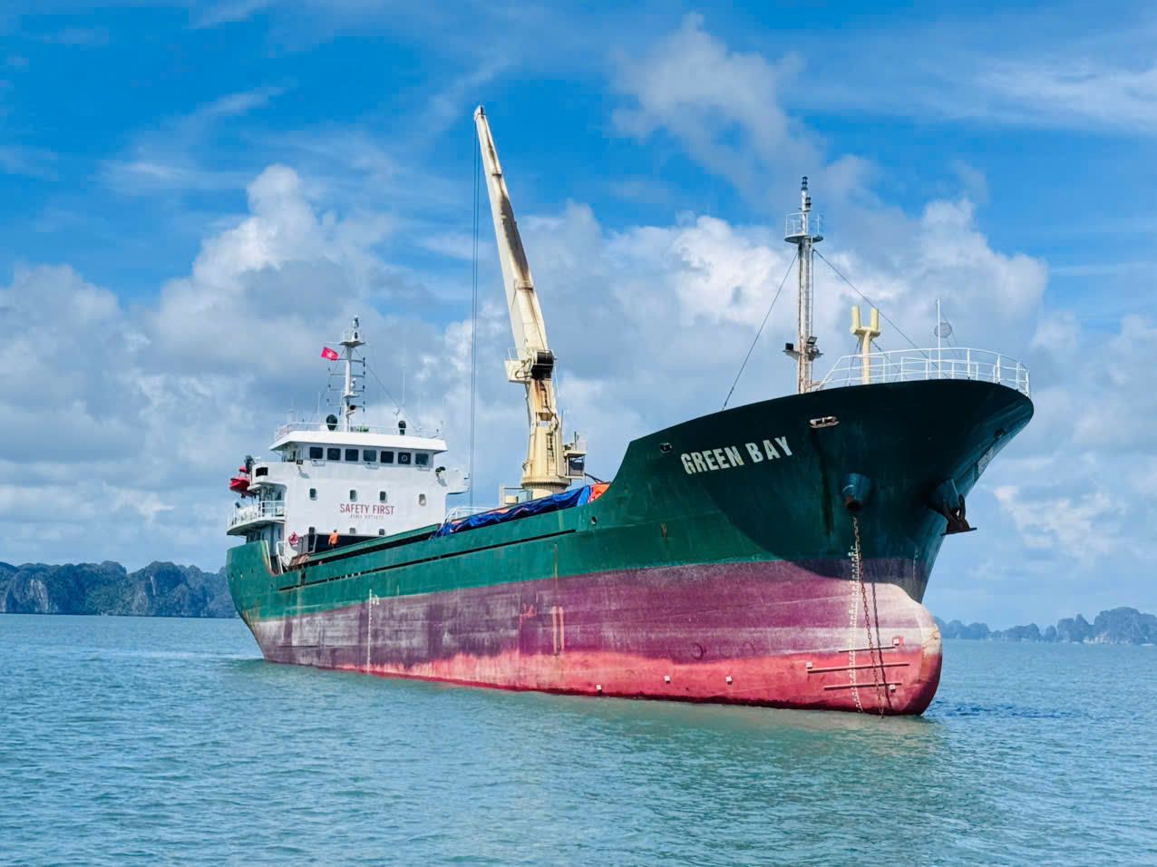 z7029098939648_77401c04aea8912686a7025ddbcde9d2