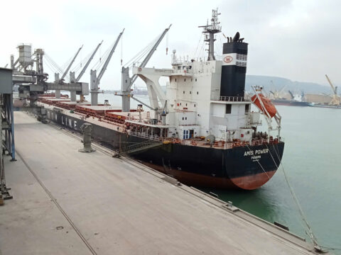 Tiếp tục xuất khẩu clinker và xi măng Long Sơn đi Đài Loan và Mỹ