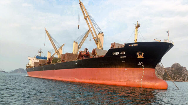 Hoạt động xuất khẩu clinker và xi măng Long Sơn được duy trì ổn định tại Đài Loan và Malaysia.