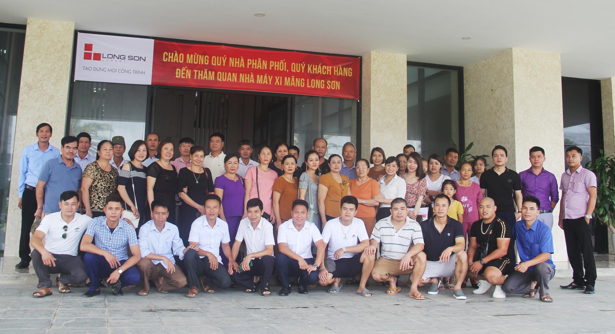 hoi-nghi-khach-hang